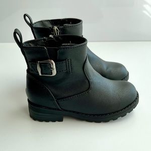 Toddler Girls’ Short Buckle Black Moto Boots Size 6 Cat & Jack